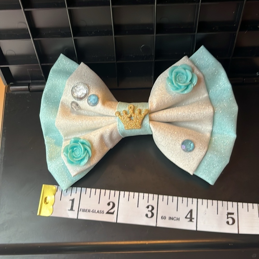 Princess bow - Picture 3 of 4